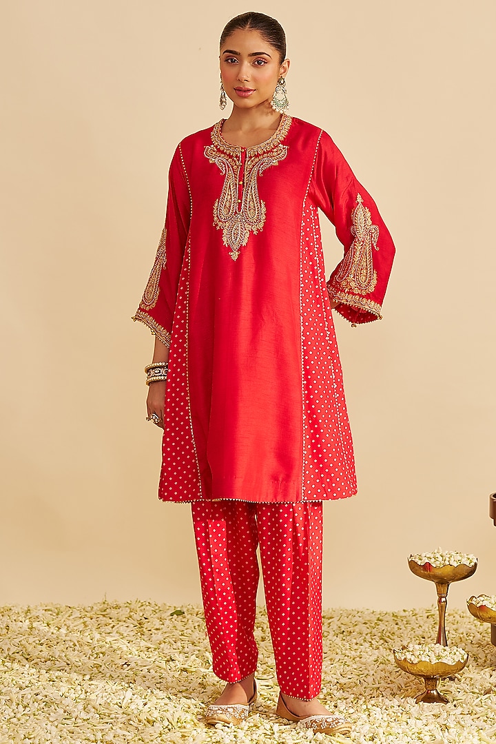 Red Pure Upada Silk Zardosi Embroidered Short Kurta Set by Sheetal Batra at Pernia's Pop Up Shop