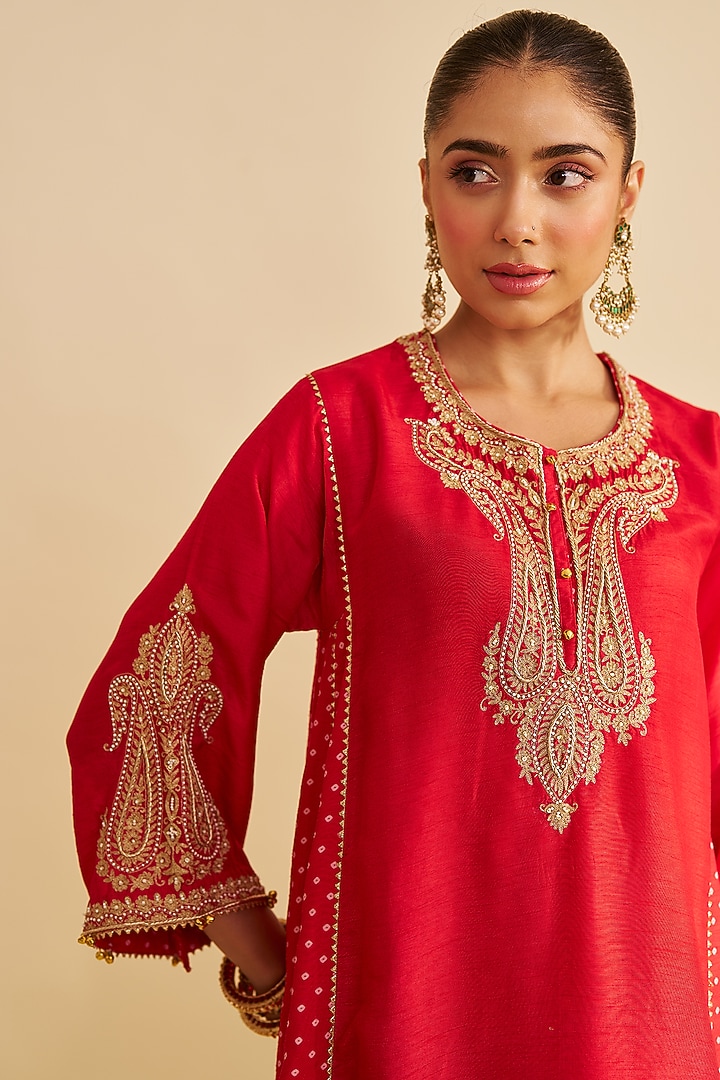 Red Pure Upada Silk Zardosi Embroidered Short Kurta Set by Sheetal Batra at Pernia's Pop Up Shop