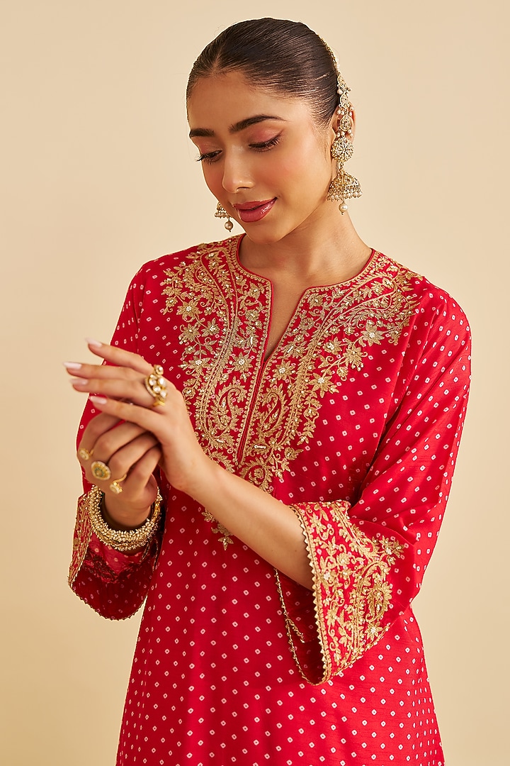 Red Pure Upada Silk Sequins Embroidered Kaftan Set by Sheetal Batra at Pernia's Pop Up Shop