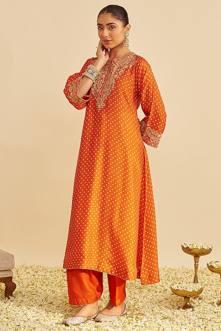 Orange Pure Upada Silk Sequins Embroidered Kaftan Set by Sheetal Batra at Pernia's Pop Up Shop