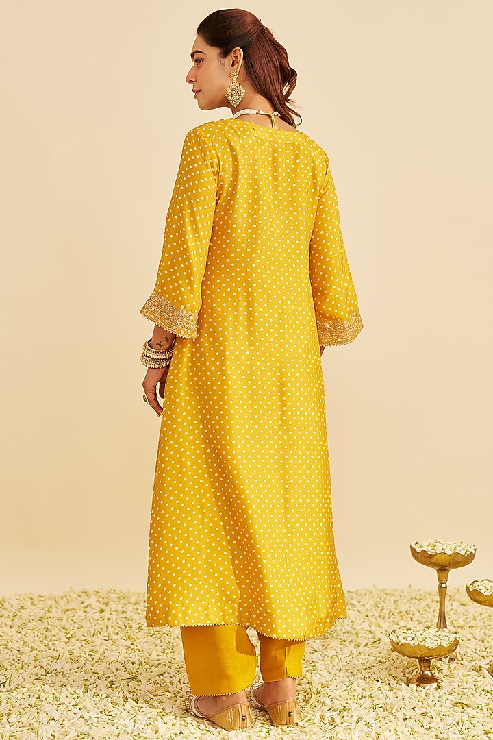 Mustard Pure Upada Silk Sequins Embroidered A-Line Kaftan Set by Sheetal Batra at Pernia's Pop Up Shop