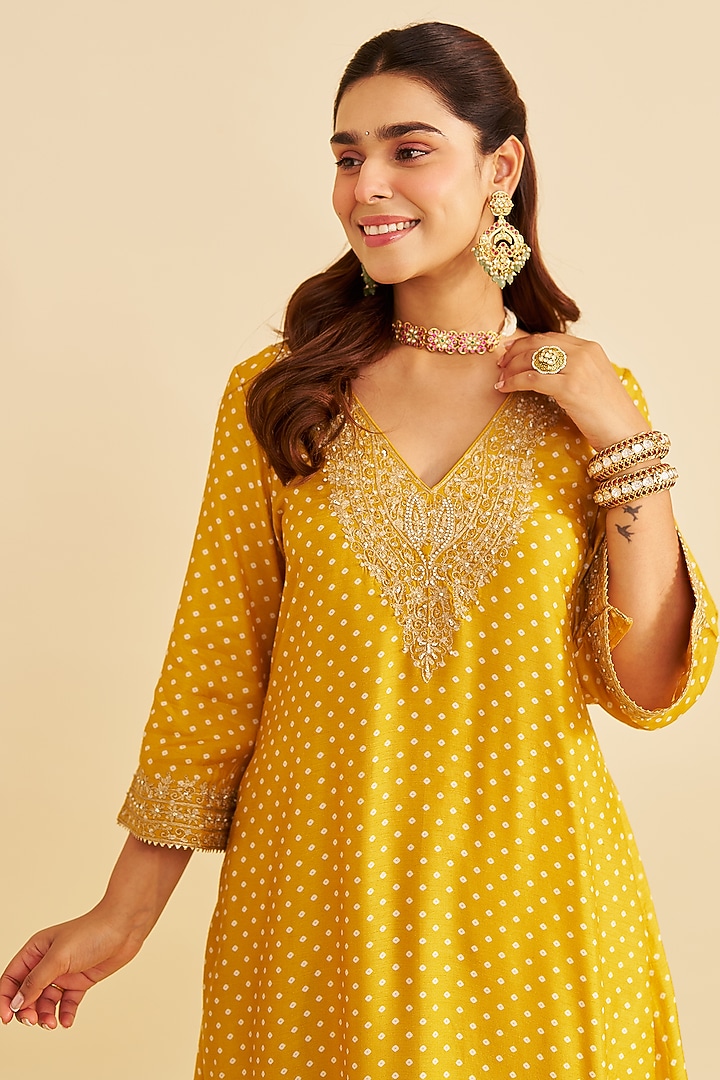 Mustard Pure Upada Silk Sequins Embroidered A-Line Kaftan Set by Sheetal Batra at Pernia's Pop Up Shop