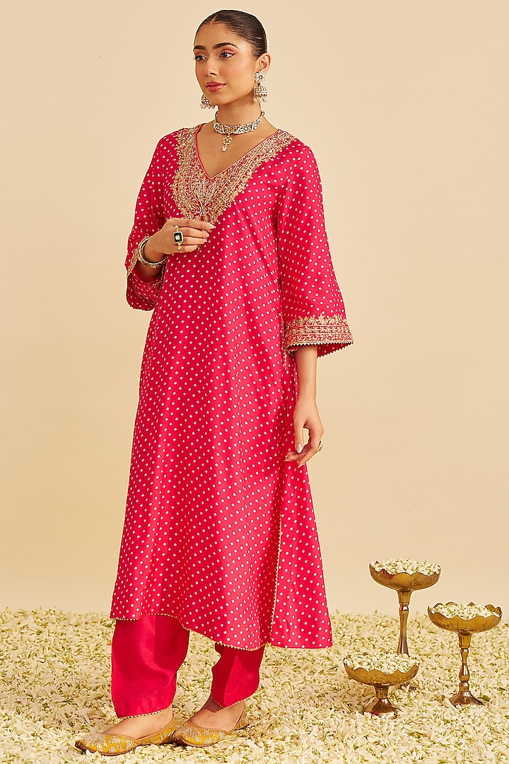 Hot Pink Pure Upada Silk Sequins Embroidered A-Line Kaftan Set by Sheetal Batra at Pernia's Pop Up Shop