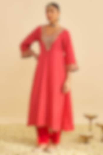 Red Pure Upada Silk Sequins Embroidered A-Line Kaftan Set by Sheetal Batra at Pernia's Pop Up Shop