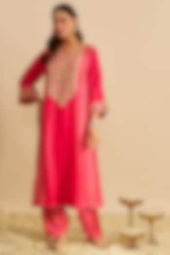 Hot Pink Pure Upada Silk Sequins Embroidered Chauga Kurta Set by Sheetal Batra at Pernia's Pop Up Shop