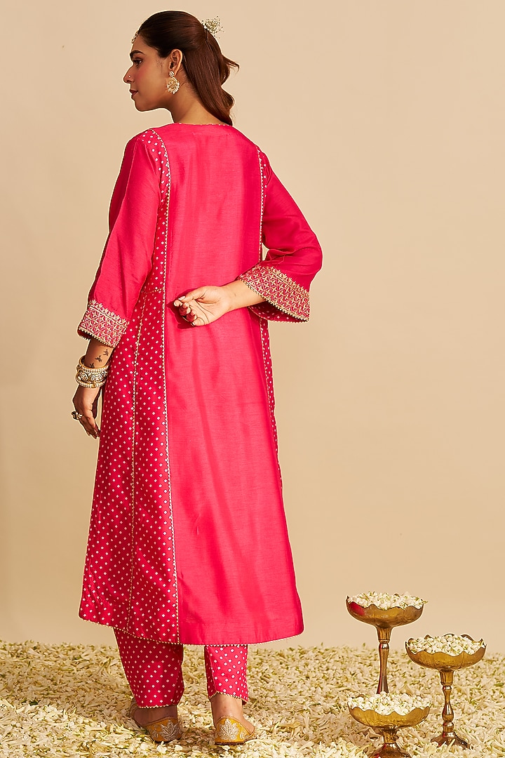 Hot Pink Pure Upada Silk Sequins Embroidered Chauga Kurta Set by Sheetal Batra at Pernia's Pop Up Shop