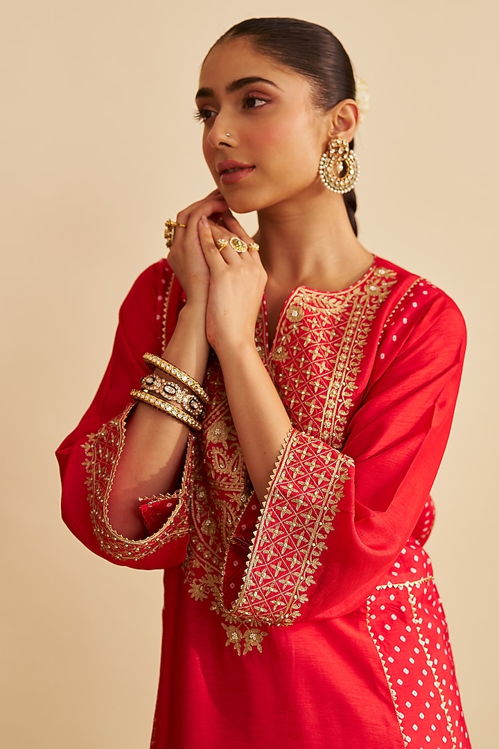 Red Pure Upada Silk Sequins Embroidered Kurta Set by Sheetal Batra at Pernia's Pop Up Shop