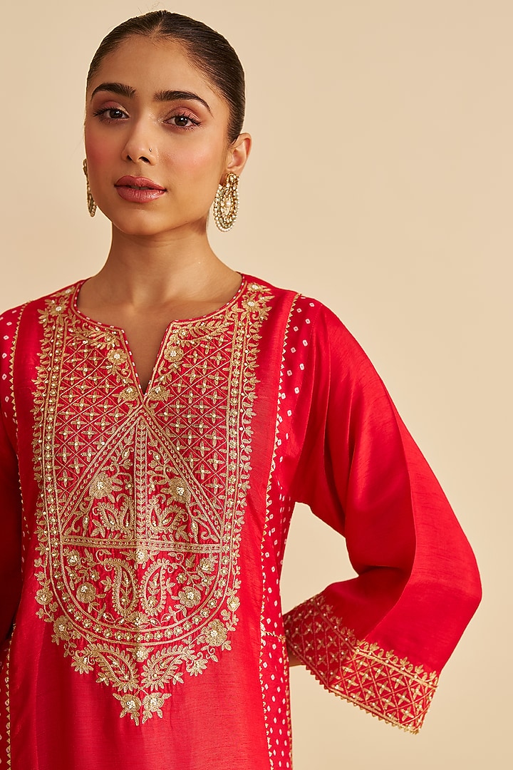 Red Pure Upada Silk Sequins Embroidered Kurta Set by Sheetal Batra at Pernia's Pop Up Shop