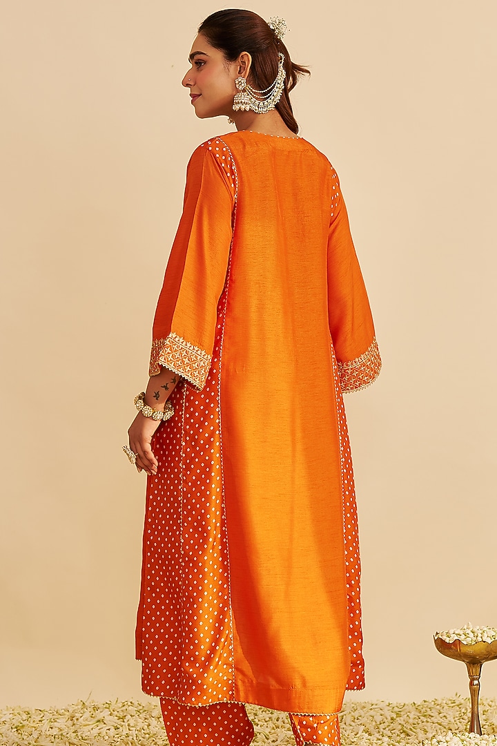 Orange Pure Upada Silk Sequins Embroidered Chauga Kurta Set by Sheetal Batra at Pernia's Pop Up Shop