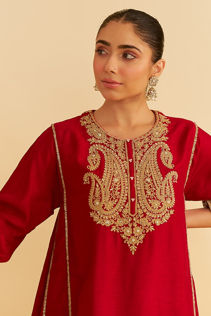 Deep Red Upada Silk Kiran Dori Embroidered Short Kurta Set by Sheetal Batra at Pernia's Pop Up Shop