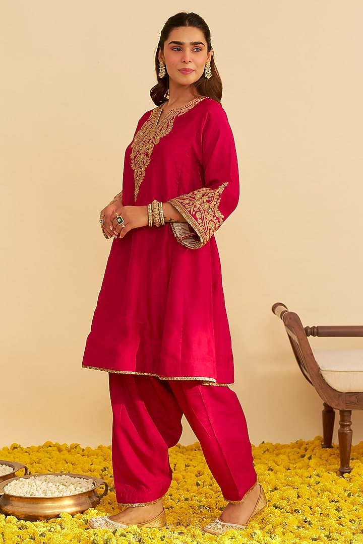 Hot Pink Upada Silk Kiran Dori Embroidered Kurta Set by Sheetal Batra at Pernia's Pop Up Shop