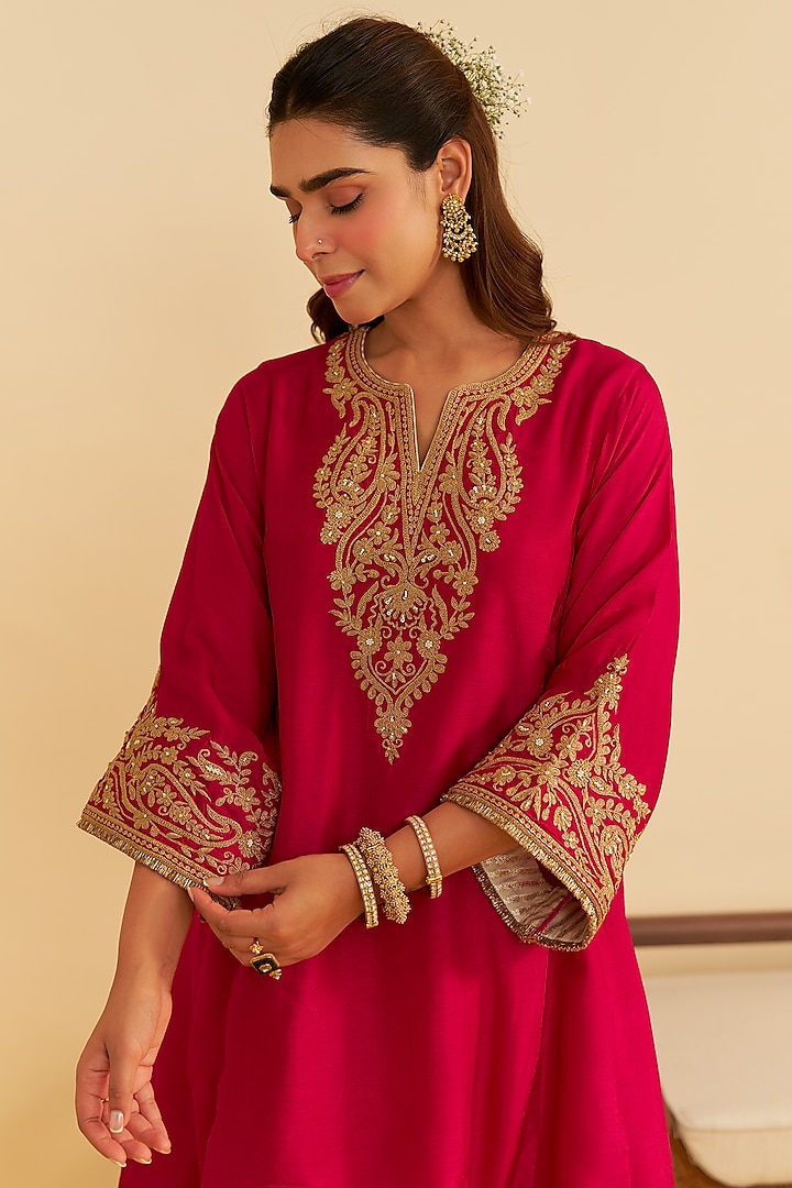 Hot Pink Upada Silk Kiran Dori Embroidered Kurta Set by Sheetal Batra at Pernia's Pop Up Shop