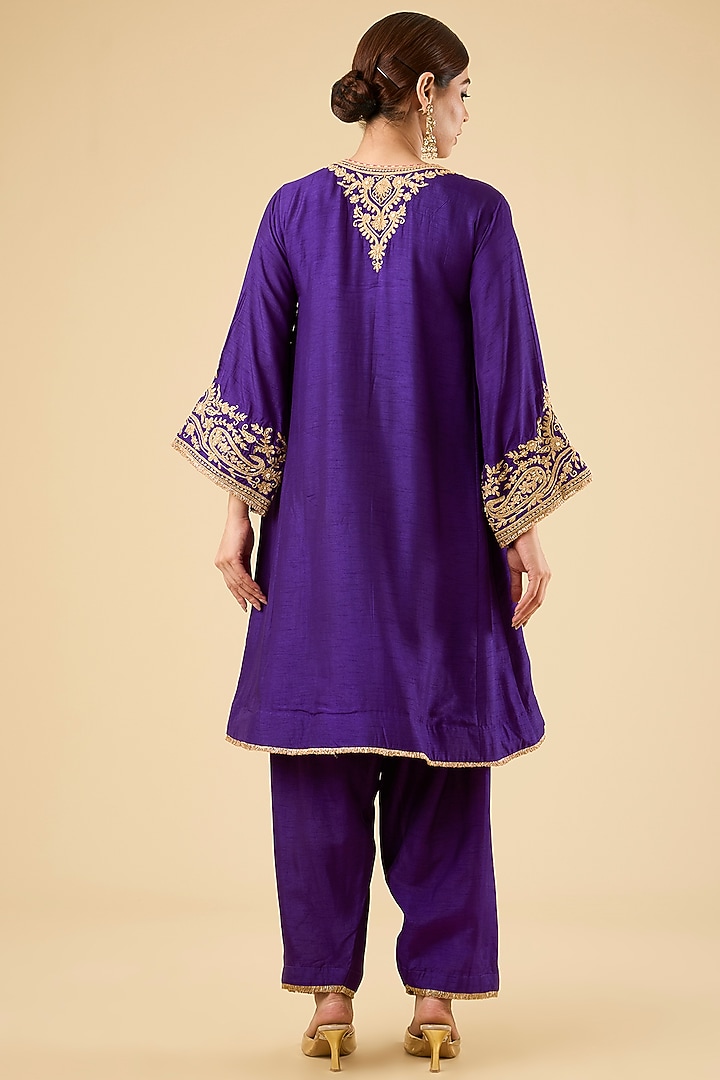 Purple Pure Upada Silk Kiran Dori Embroidered Kurta Set by Sheetal Batra at Pernia's Pop Up Shop