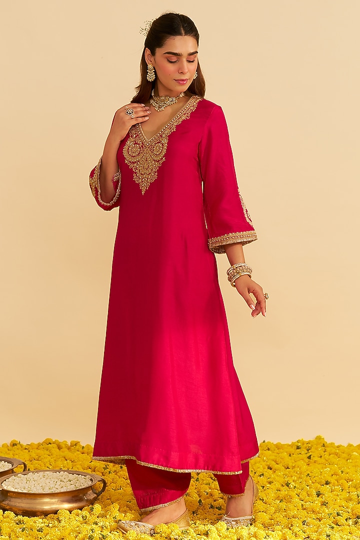 Hot Pink Upada Silk Kiran Dori Embroidered Kaftan Set by Sheetal Batra at Pernia's Pop Up Shop