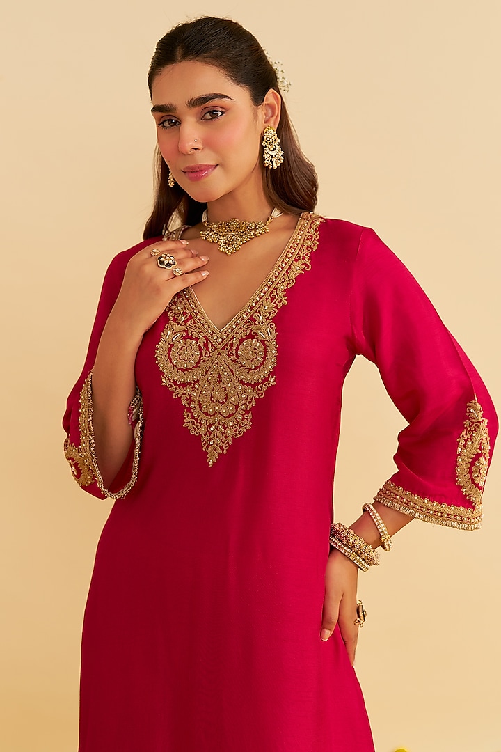 Hot Pink Upada Silk Kiran Dori Embroidered Kaftan Set by Sheetal Batra at Pernia's Pop Up Shop