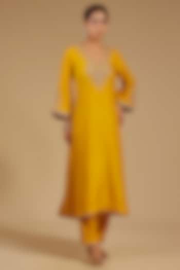 Mustard Uppada Silk Kiran Dori Embroidered Kaftan Set by Sheetal Batra at Pernia's Pop Up Shop