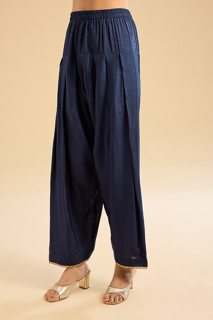Deep Blue Pure Upada Silk Moti Kirandori Embellished Kurta Set by Sheetal Batra at Pernia's Pop Up Shop