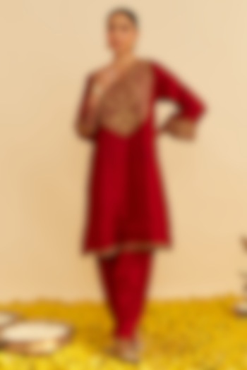 Deep Red Upada Silk Kiran Dori Embroidered Short Kurta Set by Sheetal Batra at Pernia's Pop Up Shop