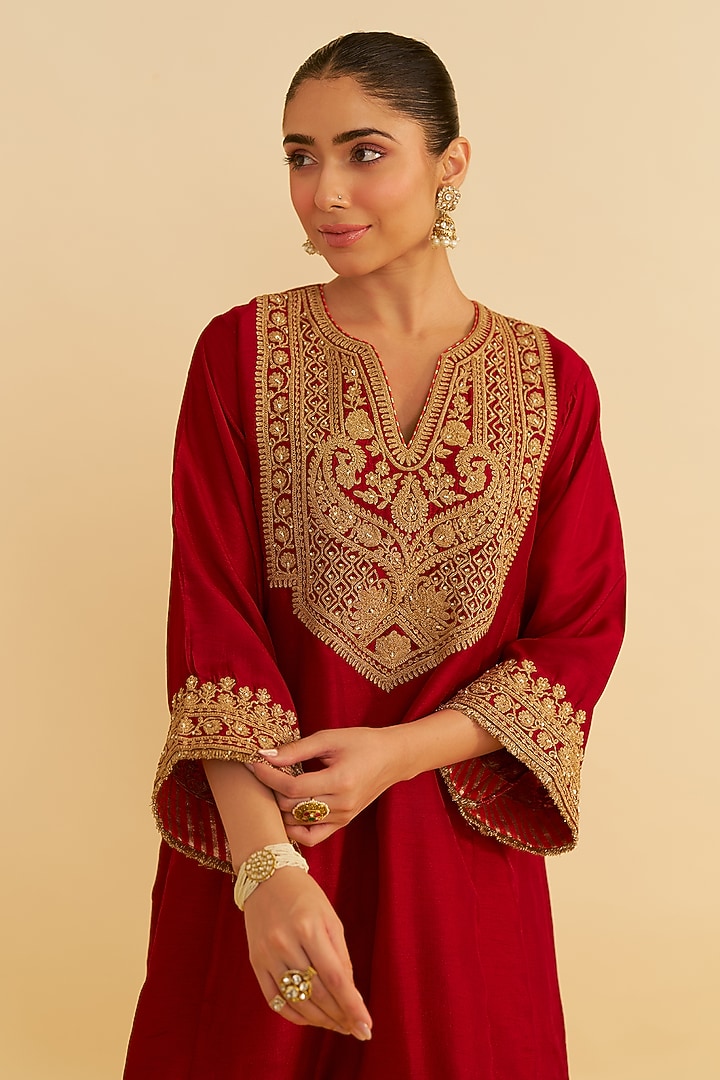 Deep Red Upada Silk Kiran Dori Embroidered Short Kurta Set by Sheetal Batra at Pernia's Pop Up Shop