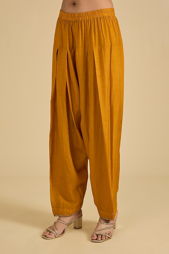 Yellow Pure Upada Silk Pearl Embroidered Kalidar Choga Kurta Set by Sheetal Batra at Pernia's Pop Up Shop