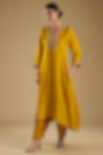 Mustard Pure Upada Silk Pearl Embroidered Kaftan Set by Sheetal Batra at Pernia's Pop Up Shop