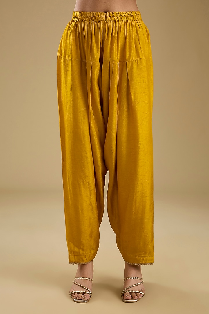 Mustard Pure Upada Silk Pearl Embroidered Kaftan Set by Sheetal Batra at Pernia's Pop Up Shop