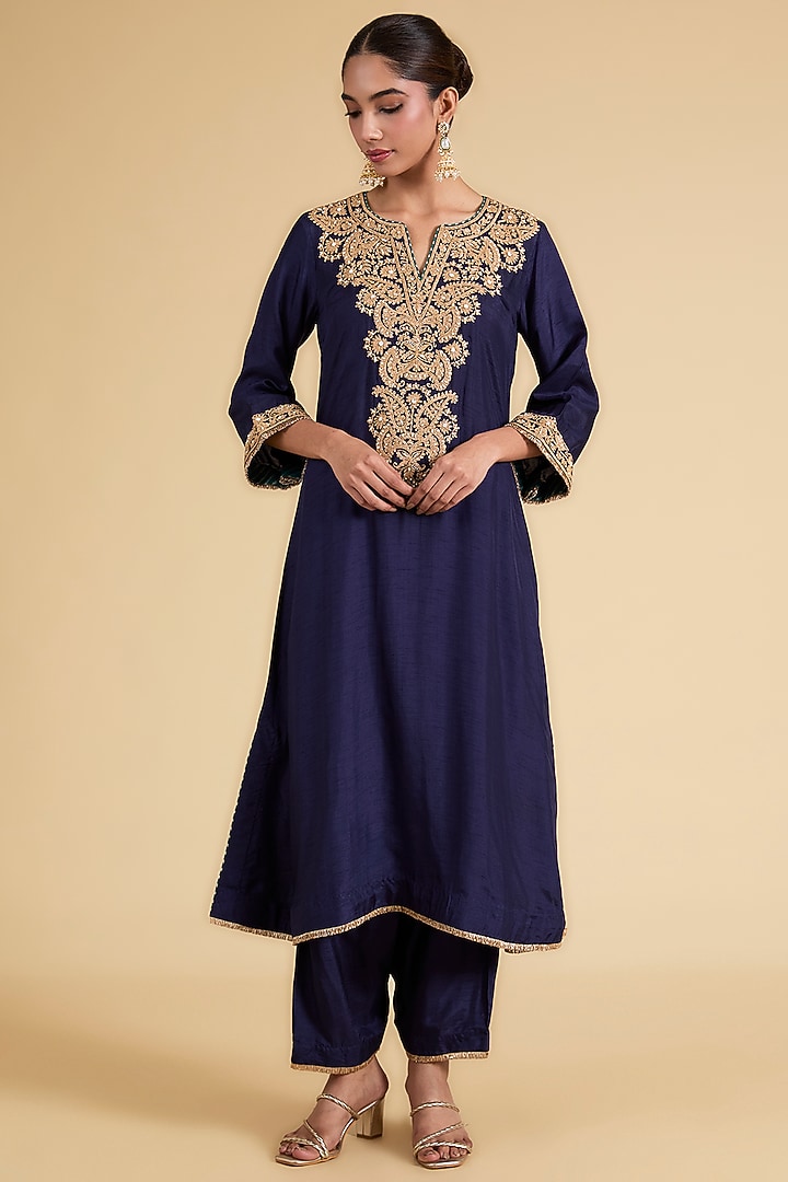 Deep Blue Upada Silk Dori Embroidered Kaftan Set by Sheetal Batra at Pernia's Pop Up Shop
