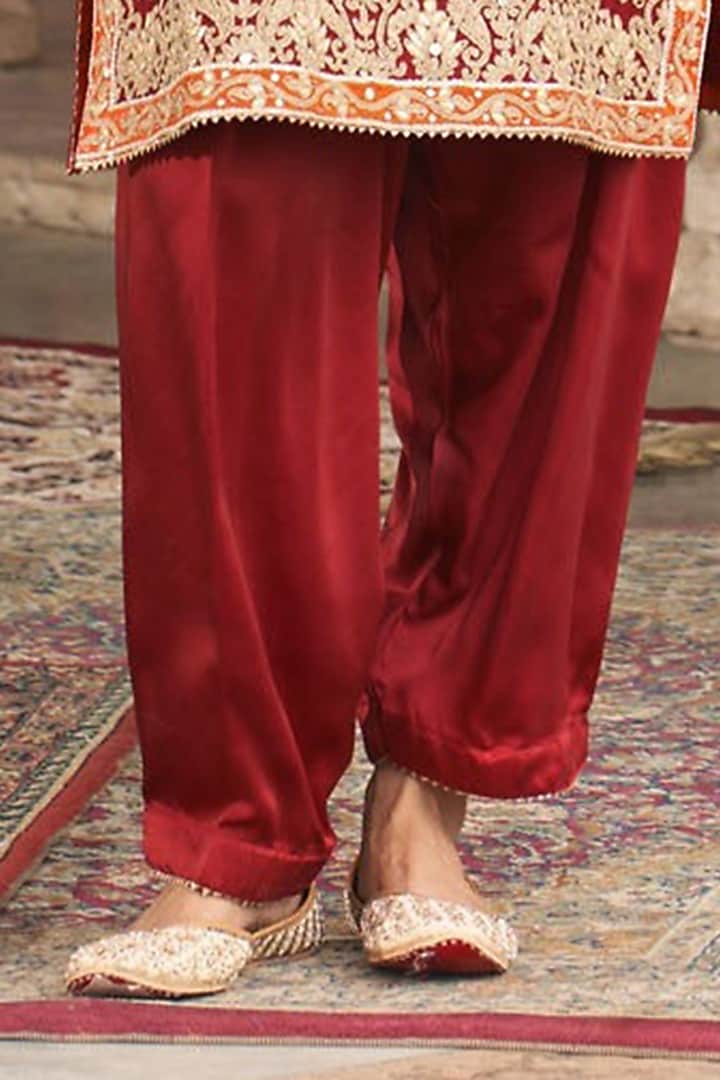 Deep Red Pure Silk Chanderi Banarasi Gota-Patti Embroidered Kurta Set by Sheetal Batra at Pernia's Pop Up Shop