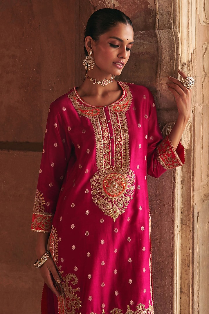 Hot Pink Pure Silk Chanderi Banarasi Gota-Patti Embroidered Kurta Set by Sheetal Batra at Pernia's Pop Up Shop