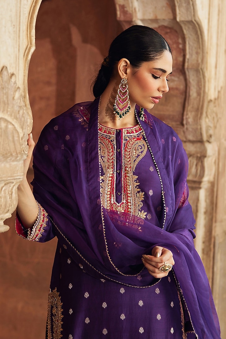 Deep Red Pure Silk Chanderi Banarasi Gota-Patti Embroidered Kurta Set by Sheetal Batra at Pernia's Pop Up Shop