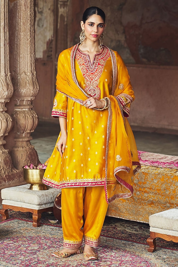 Mustard Pure Silk Chanderi Banarasi Gota-Patti Embroidered Kurta Set by Sheetal Batra at Pernia's Pop Up Shop