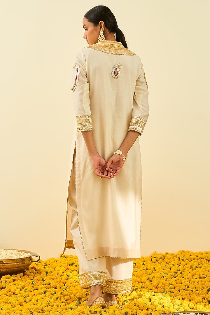 Daisy Ivory Gota Patti Embroidered Kurta Set by Sheetal Batra at Pernia's Pop Up Shop