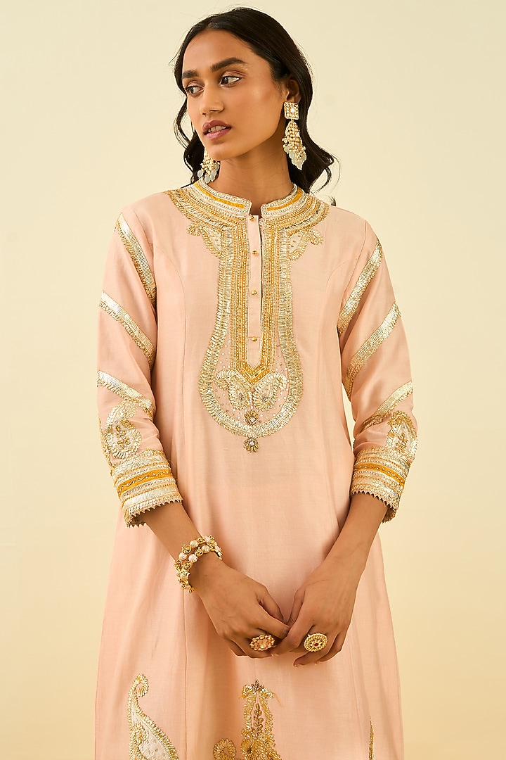 Rose Pink Kurta Set With Embroidery by Sheetal Batra at Pernia's Pop Up Shop