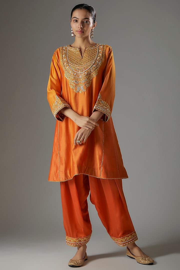 Orange Pure Silk Chanderi Gota Patti Embroidered Kurta Set by Sheetal Batra at Pernia's Pop Up Shop