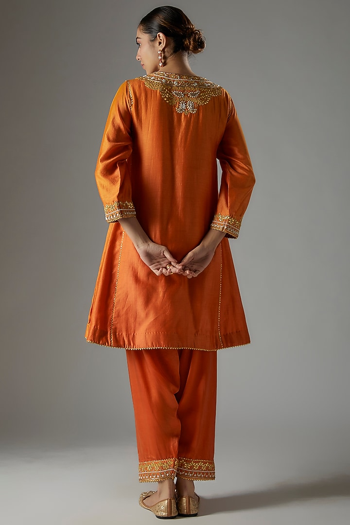 Orange Pure Silk Chanderi Gota Patti Embroidered Kurta Set by Sheetal Batra at Pernia's Pop Up Shop