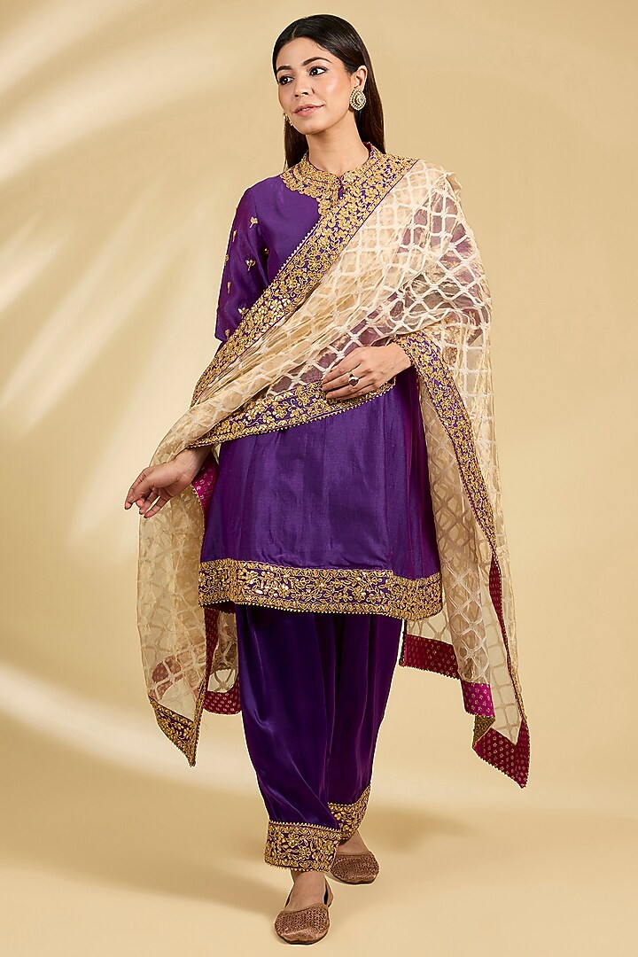 Purple Silk Chanderi Zardosi Embroidered Kurta Set by Sheetal Batra at Pernia's Pop Up Shop