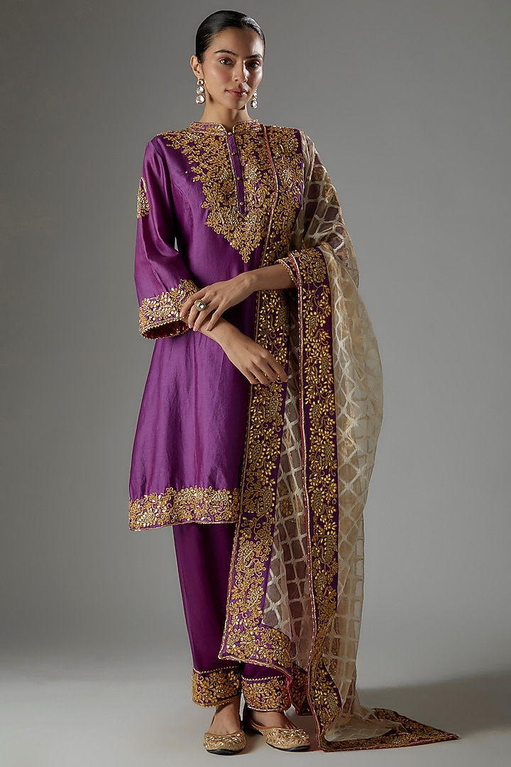 Purple Chanderi Silk Gota Patti Embroidered Kurta Set by Sheetal Batra at Pernia's Pop Up Shop