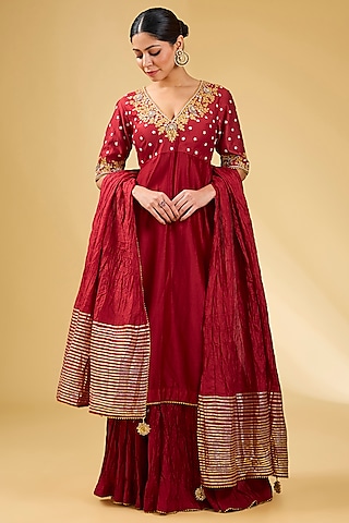 Red Pure Silk Chanderi Zardosi Embroidered Anarkali Set by Sheetal Batra