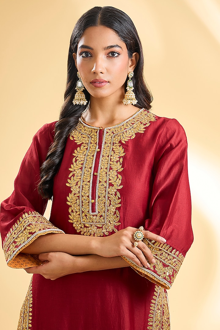 Red Silk Chanderi Dabka Zardosi Embroidered Long Kurta Set by Sheetal Batra at Pernia's Pop Up Shop