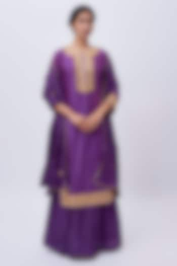 Purple Pure Silk Chanderi Zardosi Hand Embroidered Kurta Set by Sheetal Batra at Pernia's Pop Up Shop