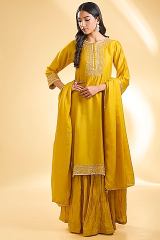 Yellow Silk Chanderi Dabka Zardosi Embroidered Long Kurta Set by Sheetal Batra