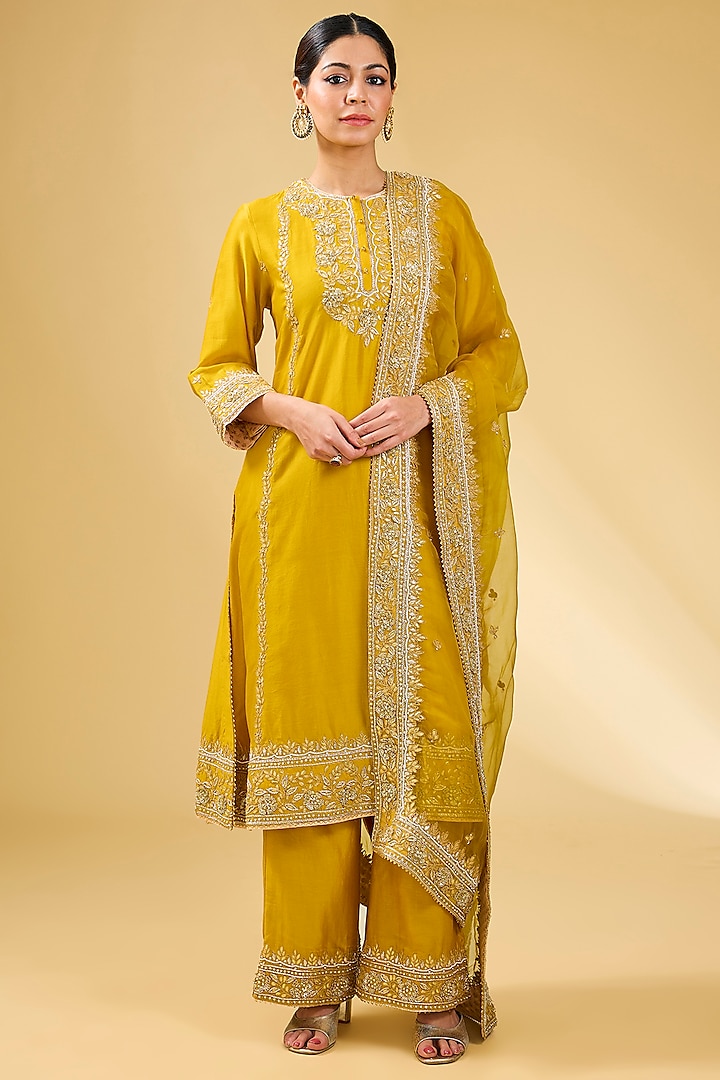 Yellow Silk Chanderi Dabka Embroidered Kurta Set by Sheetal Batra at Pernia's Pop Up Shop