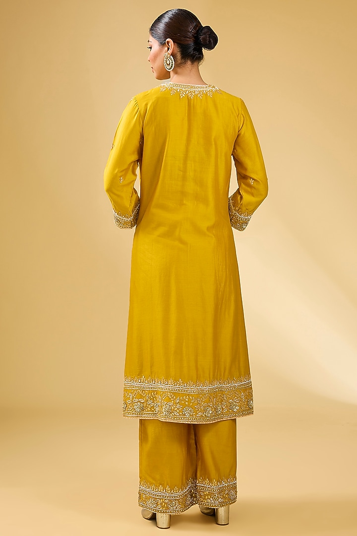 Yellow Silk Chanderi Dabka Embroidered Kurta Set by Sheetal Batra at Pernia's Pop Up Shop