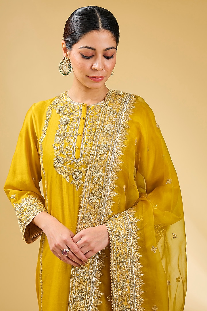 Yellow Silk Chanderi Dabka Embroidered Kurta Set by Sheetal Batra at Pernia's Pop Up Shop