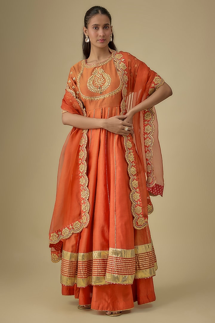 Orange Pure Silk Chanderi Gota Patti Embroidered Kalidar AnarkaIi Set by Sheetal Batra at Pernia's Pop Up Shop