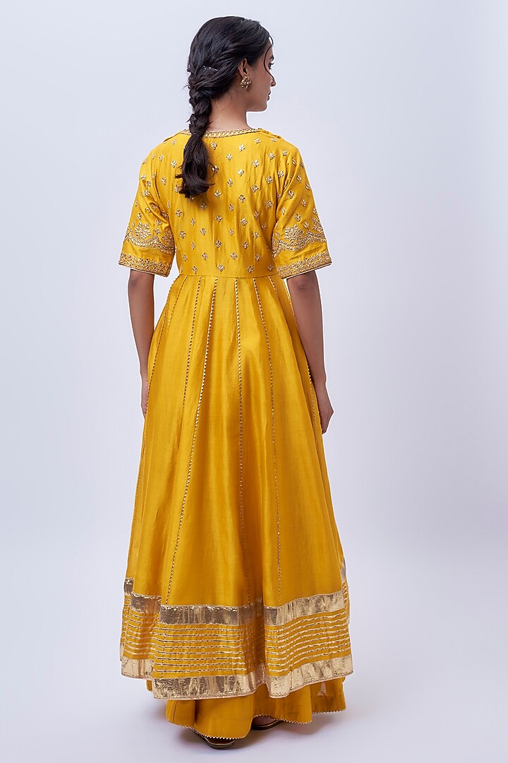 Yellow Pure Silk Chanderi Zardosi Hand Embroidered Wedding Anarkali Set by Sheetal Batra at Pernia's Pop Up Shop