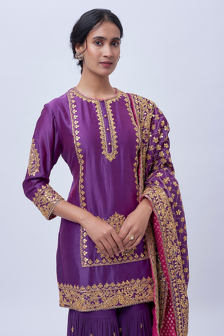 Purple Pure Silk Chanderi Zardosi Hand Embroidered Kurta Set by Sheetal Batra at Pernia's Pop Up Shop