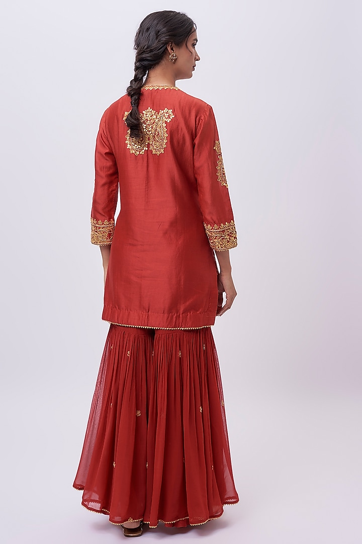 Deep Red Pure Silk Chanderi Zardosi Hand Embroidered Kurta Set by Sheetal Batra at Pernia's Pop Up Shop