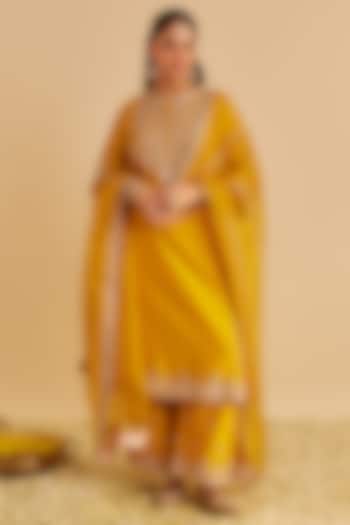 Mustard Silk Chanderi Zardosi Embroidered A-Line Kurta Set by Sheetal Batra at Pernia's Pop Up Shop