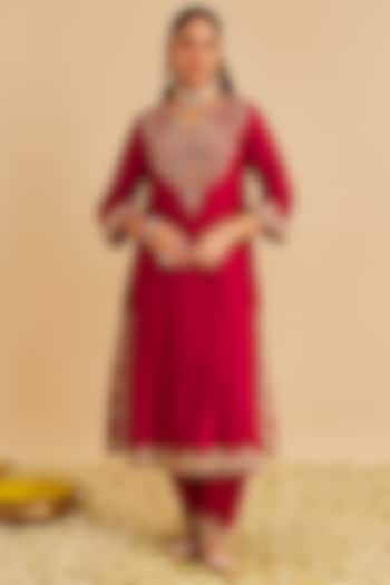 Hot Pink Silk Chanderi Dabka Embroidered A-Line Kurta Set by Sheetal Batra at Pernia's Pop Up Shop